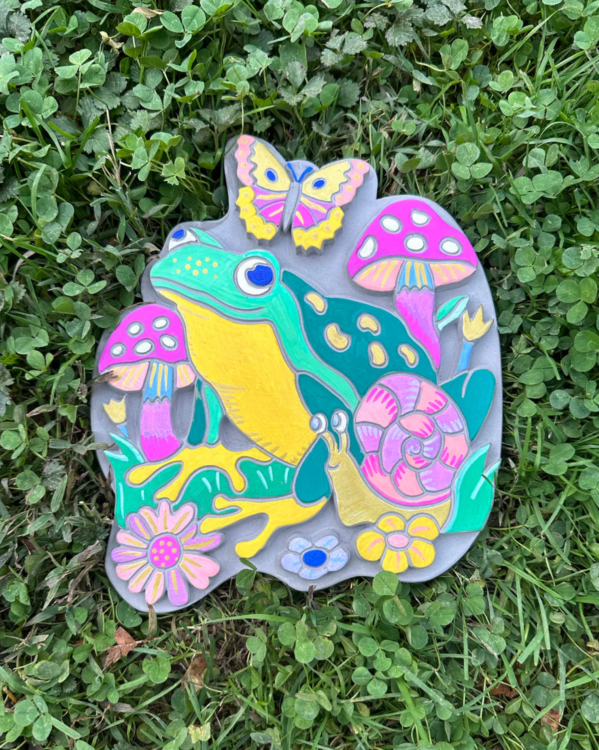 Bright Stripes iHeartArt Marker By Numbers Garden Stone Frog & Mushroom